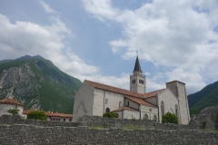 kostel před městem Gemona