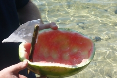 lodička ze slupky od melounu